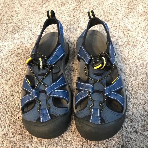 Keen Blue Waterproof Sandals Size 7 - Picture 2 of 5